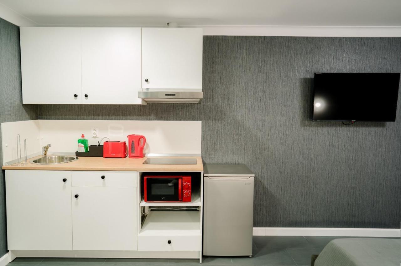 Mavie Apartment Boutique Bukares Bagian luar foto