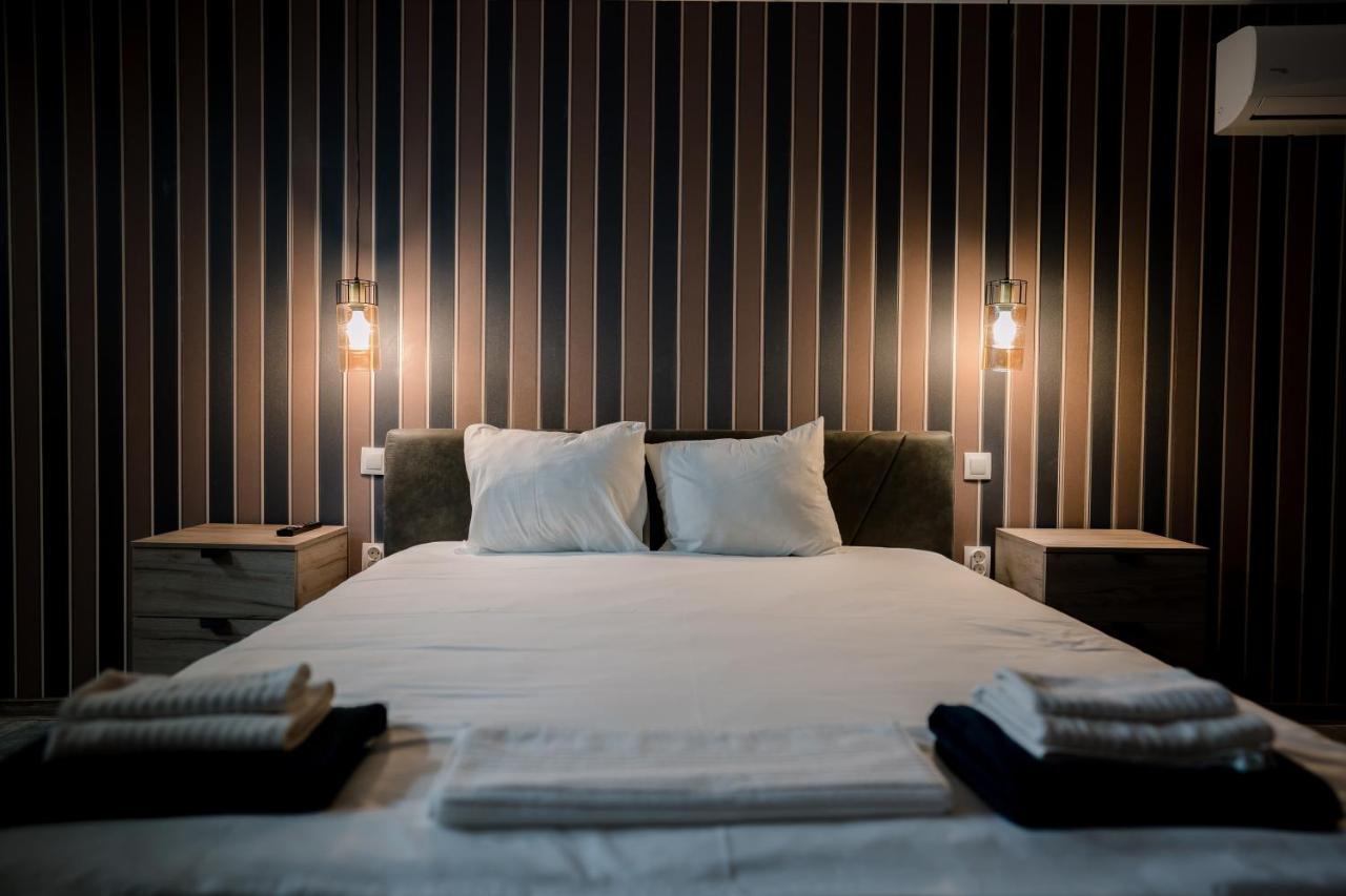 Mavie Apartment Boutique Bukares Bagian luar foto