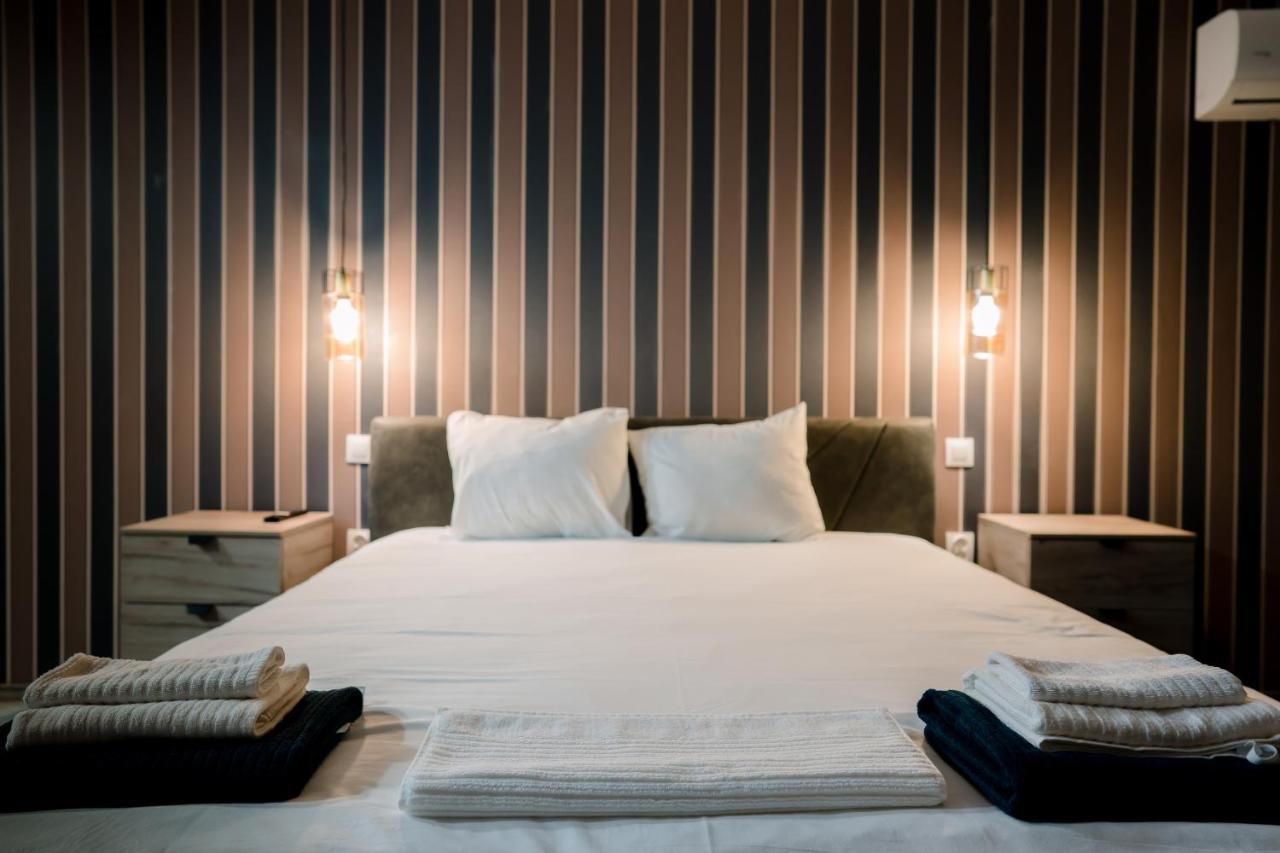 Mavie Apartment Boutique Bukares Bagian luar foto